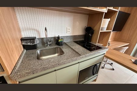 Kitnet/Studio para alugar com 1 quarto, 28m² em Vila Cordeiro, São Paulo