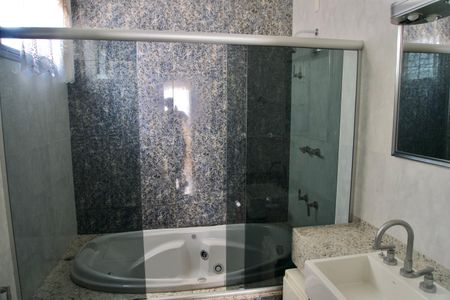 Apartamento para alugar com 138m², 4 quartos e 3 vagasSuíte - Banheiro