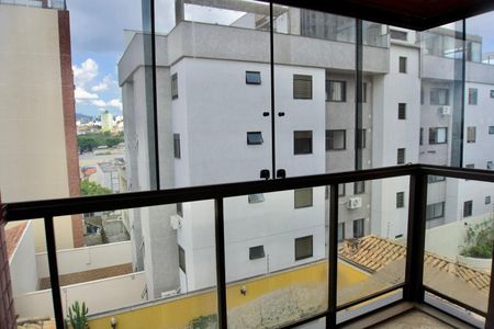Apartamento para alugar com 138m², 4 quartos e 3 vagasSuíte - Varanda