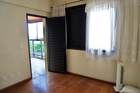 Apartamento para alugar com 138m², 4 quartos e 3 vagasSuíte