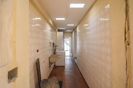 Casa para alugar com 20m², 2 quartos e 1 vagaÁrea de Serviço