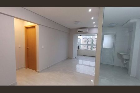 Sala de apartamento para alugar com 1 quarto, 49m² em Aviação, Praia Grande