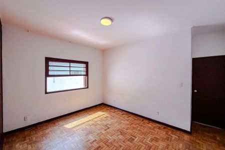 Casa para alugar com 240m², 4 quartos e sem vagaQuarto 3