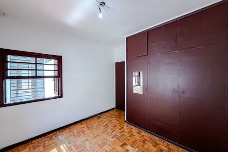 Casa para alugar com 240m², 4 quartos e sem vagaQuarto 1