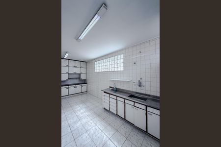 Casa para alugar com 240m², 4 quartos e sem vagaCozinha