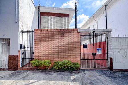 Casa para alugar com 240m², 4 quartos e sem vagaFachada - Plaquinha