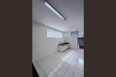 Casa para alugar com 240m², 4 quartos e sem vagaCozinha