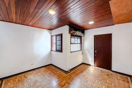 Casa para alugar com 240m², 4 quartos e sem vagaQuarto 4