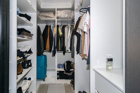 Apartamento para alugar com 86m², 2 quartos e 1 vagaCloset do quarto 1