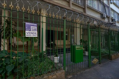 Apartamento para alugar com 70m², 2 quartos e sem vagaFachada