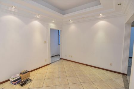Apartamento para alugar com 70m², 2 quartos e sem vagaSala