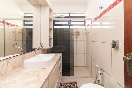 Casa à venda com 400m², 5 quartos e 3 vagasBanheiro