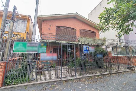 Casa à venda com 400m², 5 quartos e 3 vagasFachada