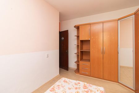 Casa à venda com 400m², 5 quartos e 3 vagasQuarto 2