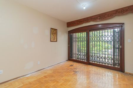 Sala de casa à venda com 5 quartos, 400m² em Santana, Porto Alegre