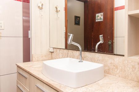 Casa à venda com 400m², 5 quartos e 3 vagasBanheiro