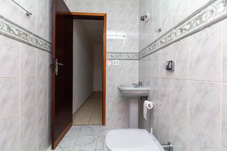 Casa de condomínio para alugar com 165m², 3 quartos e 2 vagasBanheiro 2
