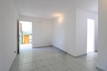 Apartamento para alugar com 49m², 2 quartos e 1 vagaSala 