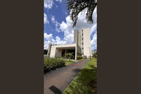 Apartamento para alugar com 46m², 2 quartos e 1 vagaFachada