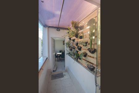 Apartamento à venda com 93m², 2 quartos e 1 vagaVaranda/Area de serviço