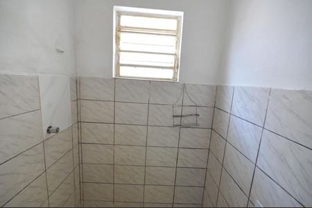 Banheiro de casa para alugar com 1 quarto, 58m² em Jardim Brasil (zona Norte), São Paulo