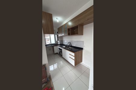 Cozinha de apartamento para alugar com 2 quartos, 44m² em Vila Sul Americana, Carapicuíba