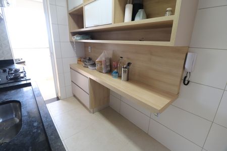 Apartamento para alugar com 65m², 2 quartos e 2 vagasCozinha