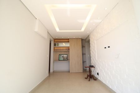 Apartamento para alugar com 65m², 2 quartos e 2 vagasSala