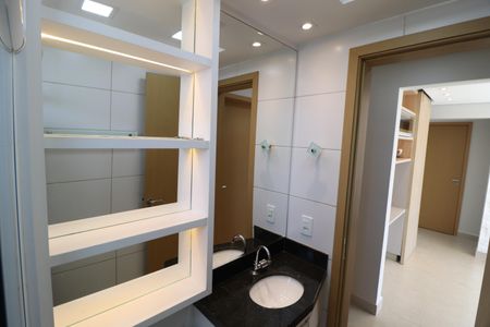 Apartamento para alugar com 65m², 2 quartos e 2 vagasBanheiro Social