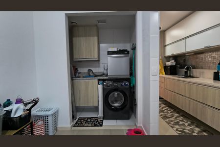 Apartamento à venda com 101m², 3 quartos e 2 vagasCozinha e Área de Serviço 