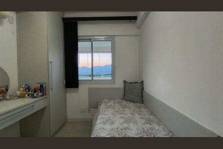 Apartamento à venda com 101m², 3 quartos e 2 vagasQuarto 2