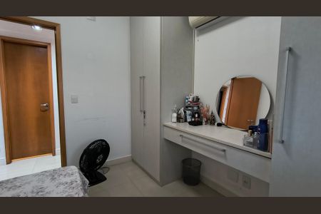 Apartamento à venda com 101m², 3 quartos e 2 vagasQharto 2