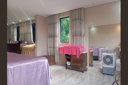 Quarto de casa à venda com 4 quartos, 450m² em Chácara do Solar II (Fazendinha), Santana de Parnaíba