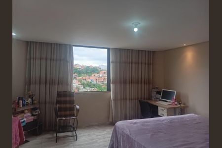 Casa à venda com 450m², 4 quartos e 4 vagasQuarto