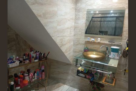 Casa à venda com 450m², 4 quartos e 4 vagasBanheiro