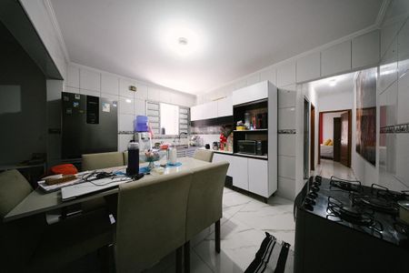 Casa para alugar com 80m², 4 quartos e 3 vagas Casa para alugar com 80m², 4 quartos e 3 vagasCozinha