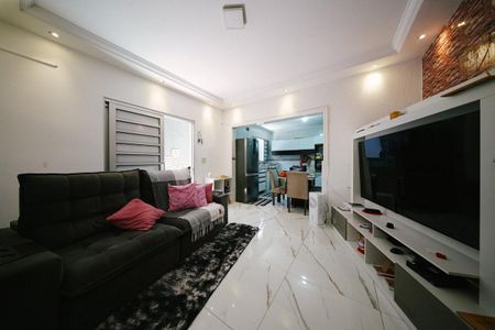 Sala de casa à venda com 2 quartos, 80m² em Jardim Três Marias, São Paulo