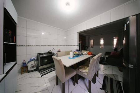 Casa para alugar com 80m², 4 quartos e 3 vagas Casa para alugar com 80m², 4 quartos e 3 vagasCozinha