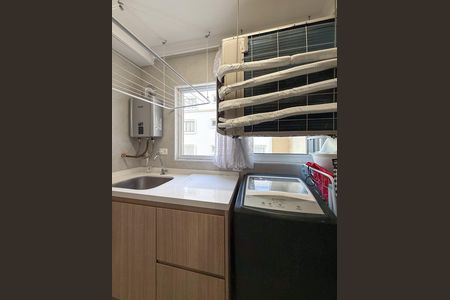 Apartamento à venda com 65m², 3 quartos e 1 vagaÁrea de Serviço