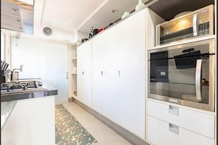 Apartamento para alugar com 3 quartos, 175m² em Vila Cordeiro, São Paulo