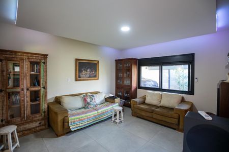 Casa de condomínio à venda com 1250m², 3 quartos e 3 vagasSala de TV