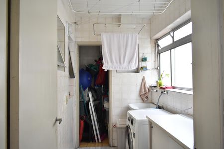 Apartamento à venda com 98m², 3 quartos e 1 vagaÁrea de Serviço