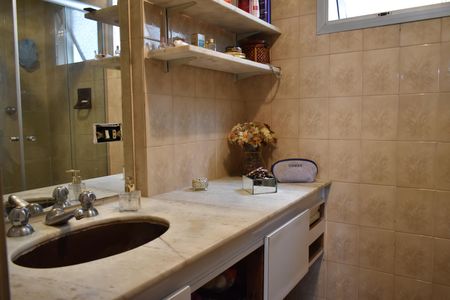 Apartamento à venda com 98m², 3 quartos e 1 vagaSuíte