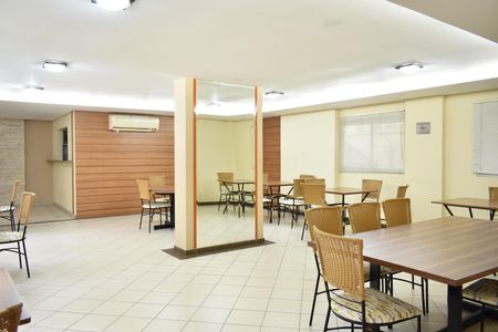 Apartamento à venda com 98m², 3 quartos e 1 vagaÁrea comum - Salão de festas