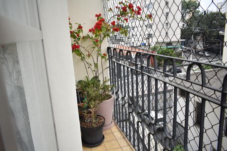 Apartamento à venda com 98m², 3 quartos e 1 vagaSacada