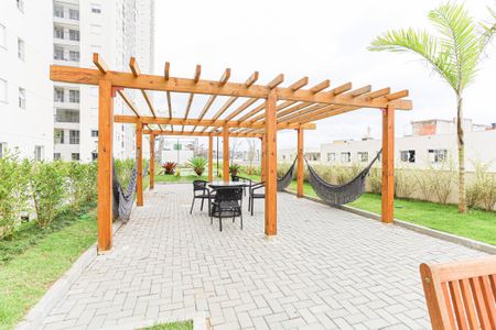 Apartamento para alugar com 45m², 2 quartos e 1 vagaÁrea comum 