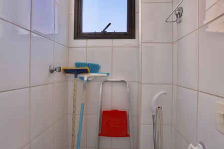 Apartamento à venda com 119m², 3 quartos e 2 vagasBanheiro de serviço