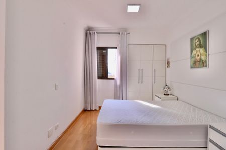 Apartamento à venda com 119m², 3 quartos e 2 vagasSuíte 2