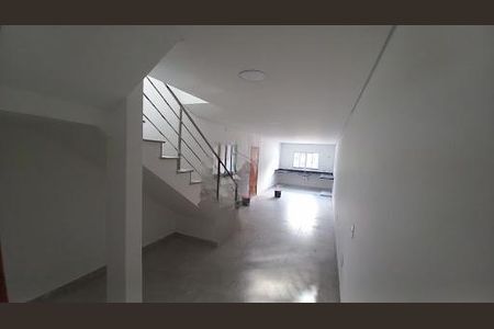 Casa para alugar com 200m², 3 quartos e 1 vaga