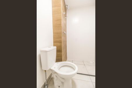 Apartamento para alugar com 59m², 2 quartos e 1 vaga Apartamento para alugar com 59m², 2 quartos e 1 vagaBanheiro 2